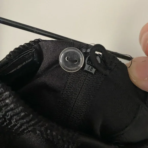 NWT! HM Elegant Black Women's Skirt - Picture 3 of 7